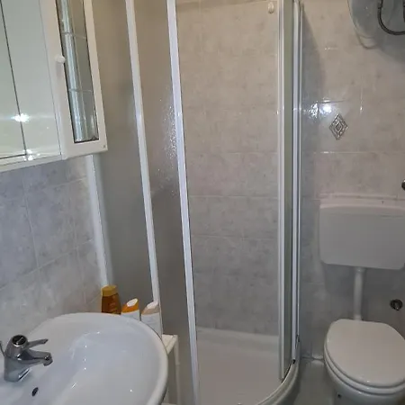 Apartment Strunajn *